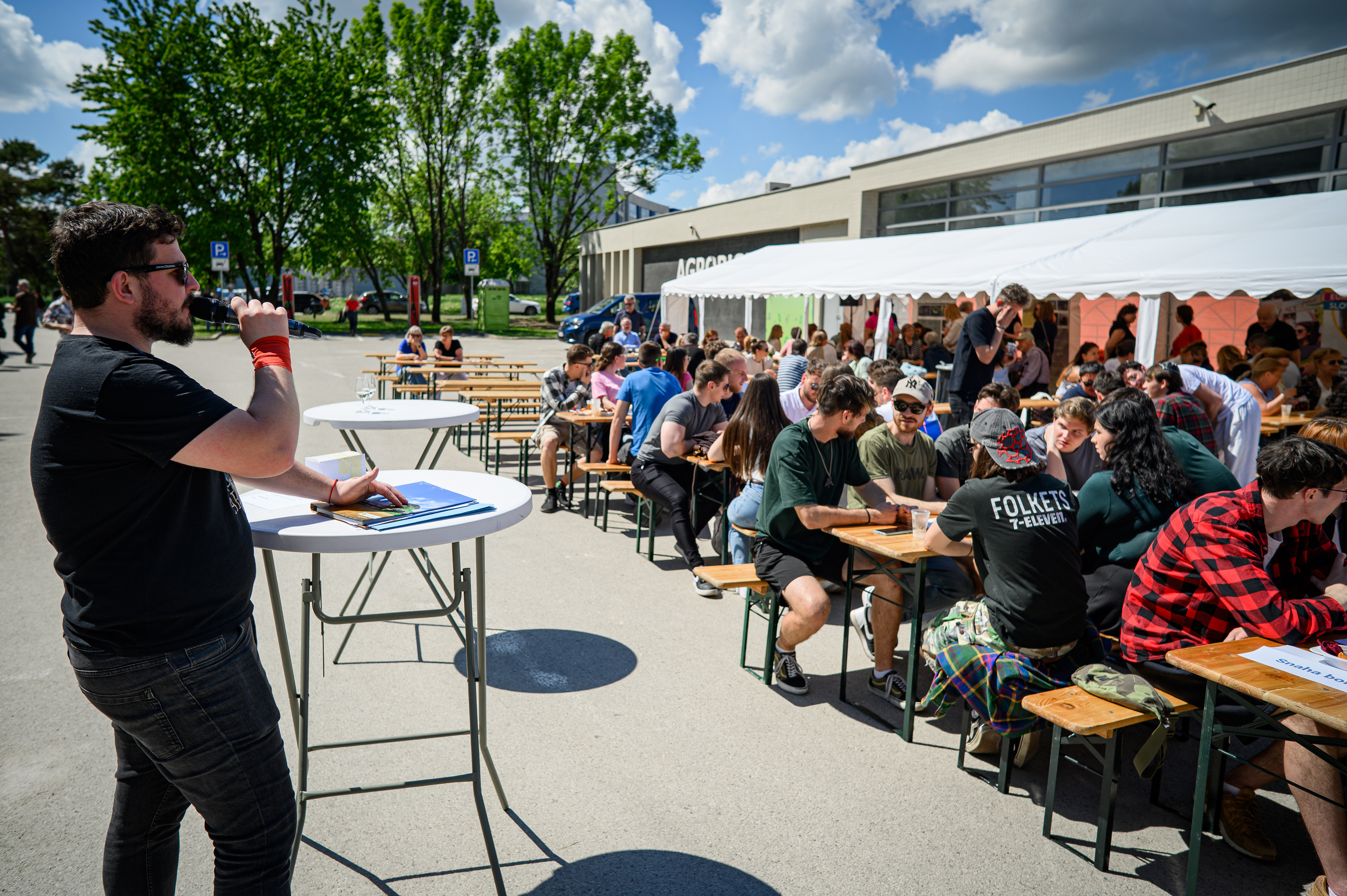 Stavanie maja_26-229.jpg